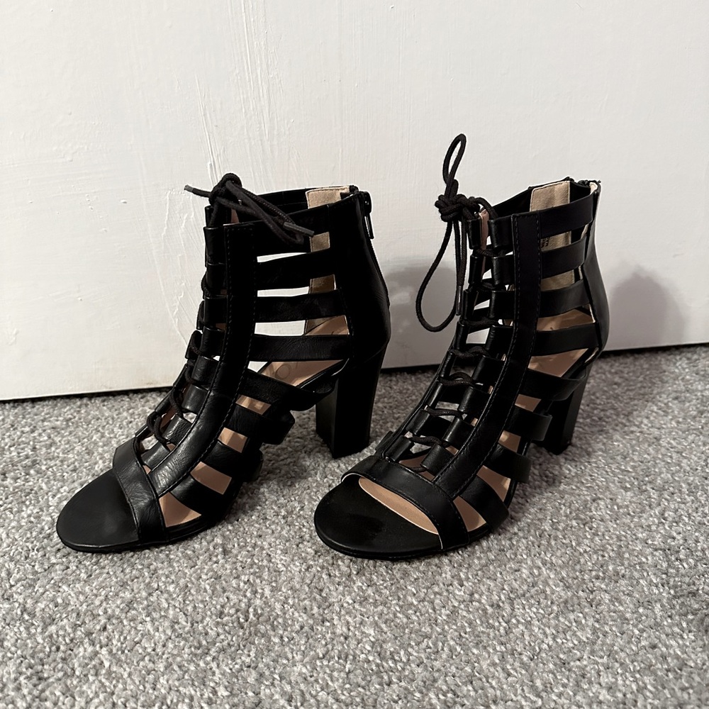 Black Tie-Up Heels, Xoxo, Size 6
